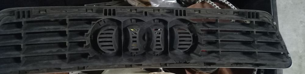 Grelha Frontal Audi Allroad