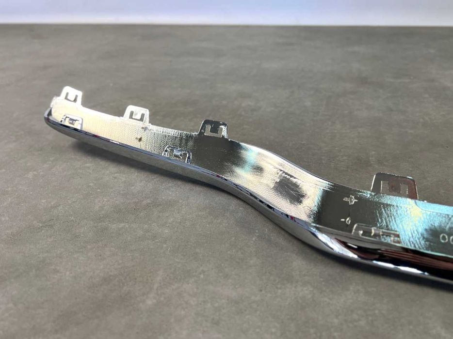 Молдинг заднього бампера ( нижній )  Mercedes Benz ( GLS Class X166 )