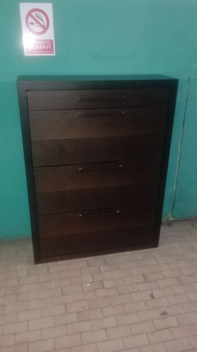 Móvel tipo sapateira