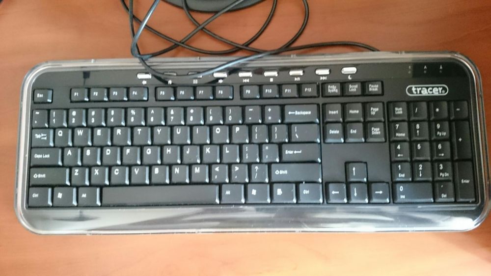 Komputer LG +monitor BENQ 22" + klawiatura