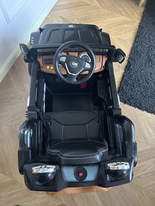Auto na akumulator jeep cross elektryczny na pilota czarny samochod duzy
