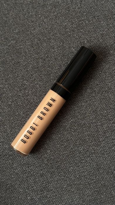Korektor Bobbi Brown Skin Full Cover Concealer warm Beige
