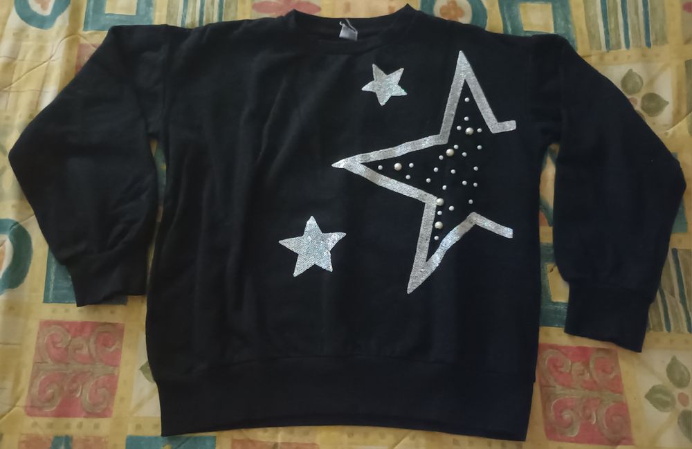 Vendo camisola preta