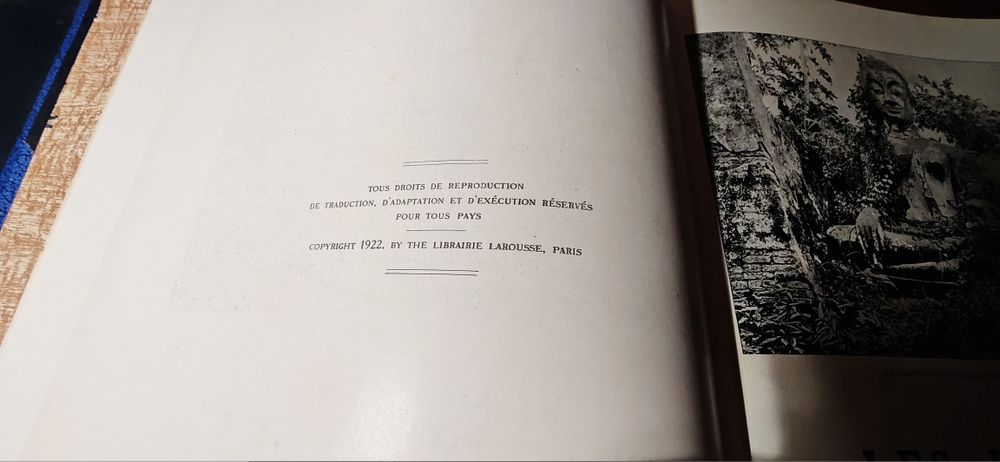 2 Livros Grandes Les Plantes - Les Animaux