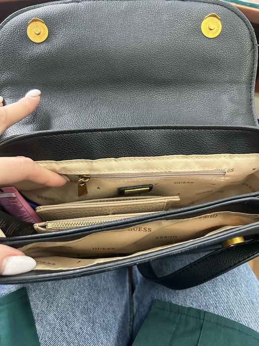 Сумочка guess нова