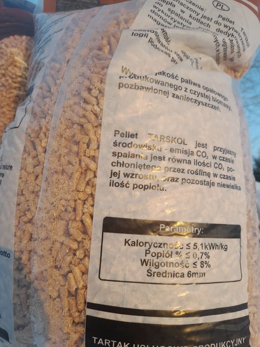 Mega kaloryczny JASNY POLSKI pellet pelet sosna  100% klasa PREMIUM