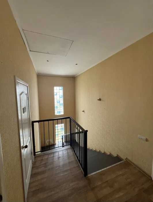 (13) Продам 2-поверховий будинок в смт.Таїрове