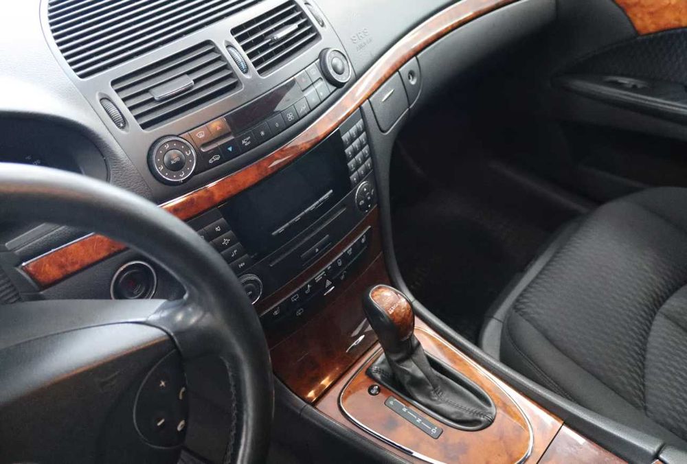 Катафалк Mercedes-Benz E 270 CDI