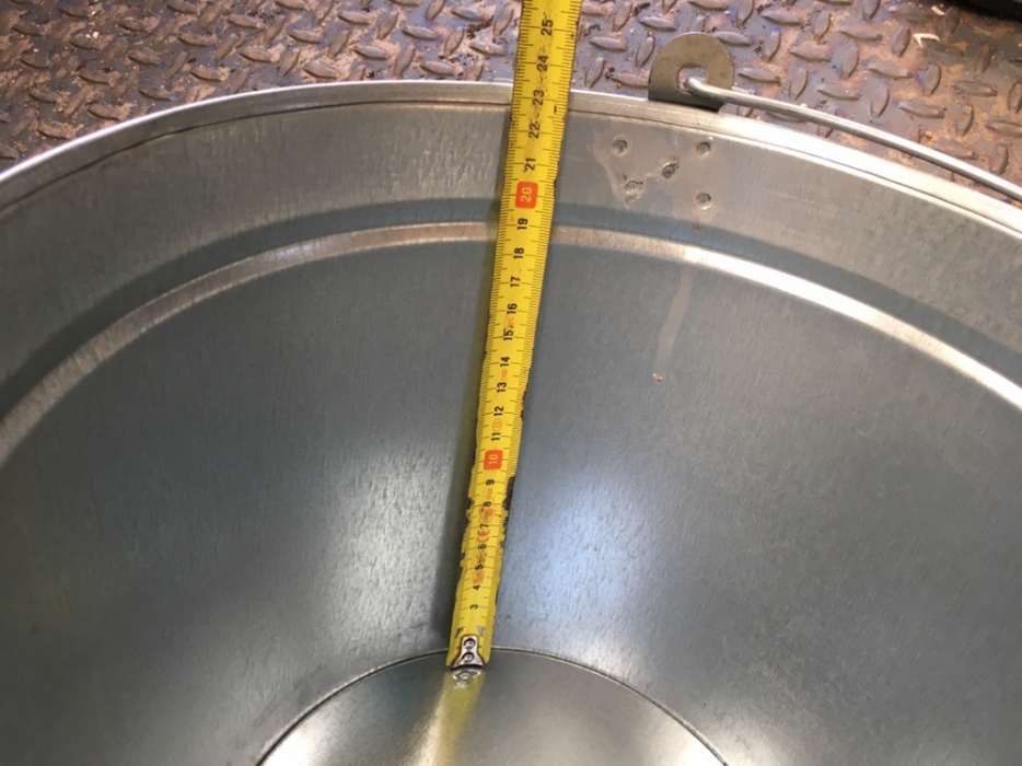 Balde artesanal em chapa Galvanizada 10lt