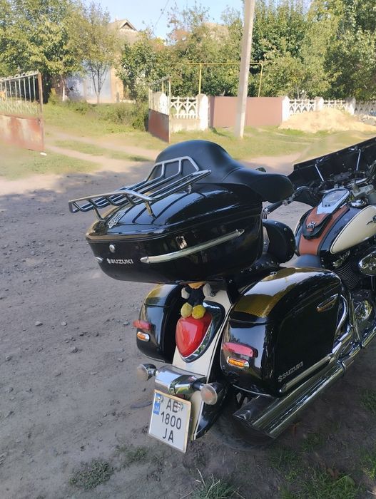 Сузукі інтрудер 400