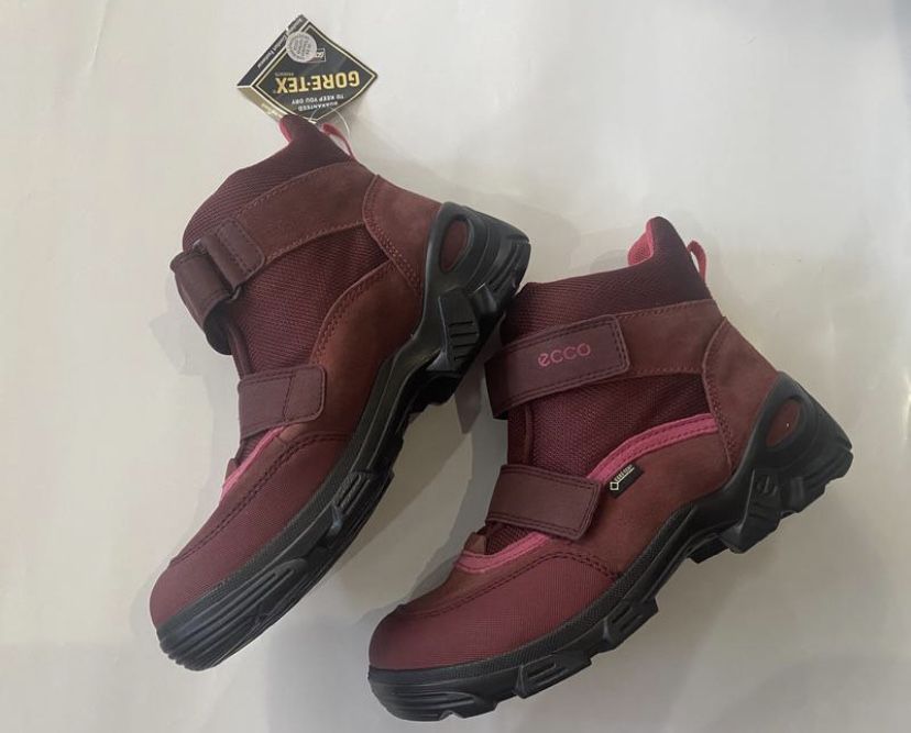 Оригінальні зимові черевики Ecco Gore-Tex. Розмір - 37