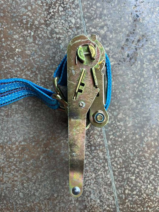 Стяжки, стропи, ремні, тріщотки