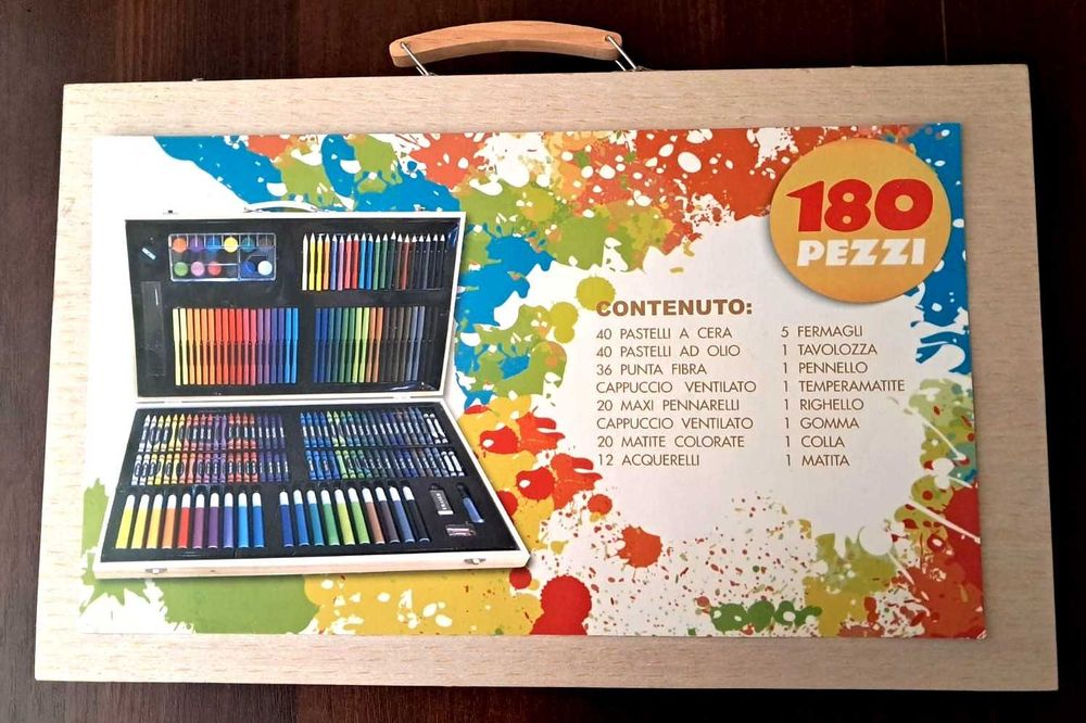 Kredki, pisaki, ołówki - 180 elementów - w drewnianej walizce