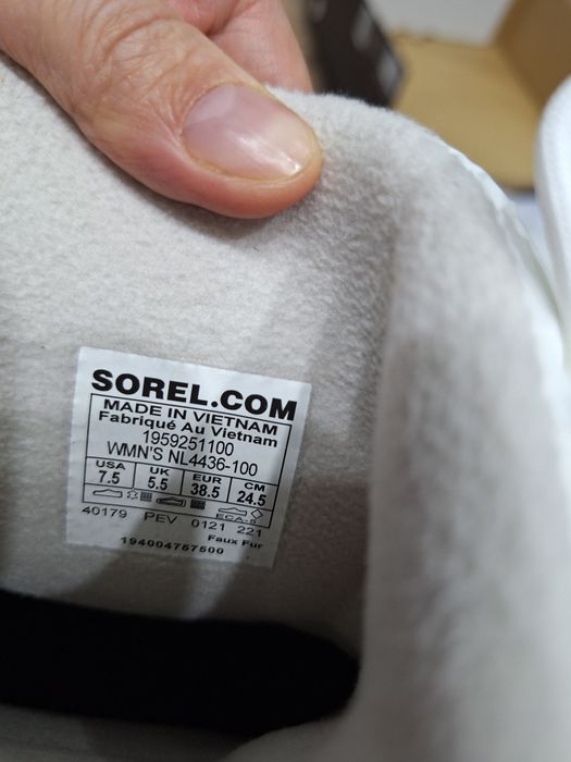 Чобітки, снігоходи  Sorel, Ecco