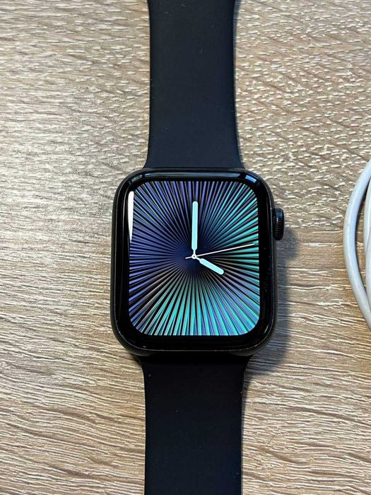 Оригінал Apple Watch 6