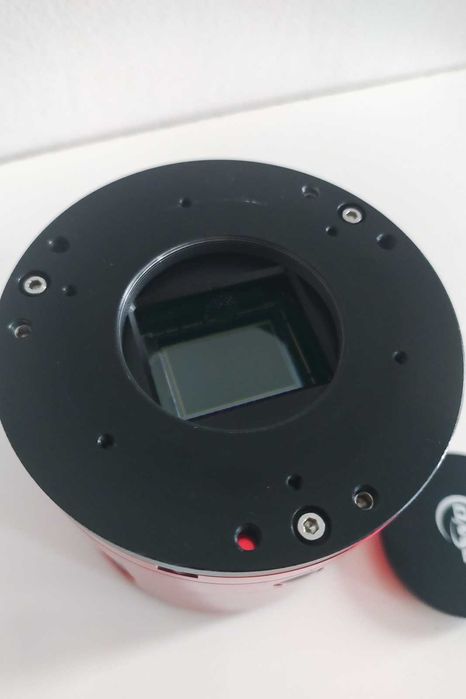 Kamera do astrofotografii zwo asi 071mc pro