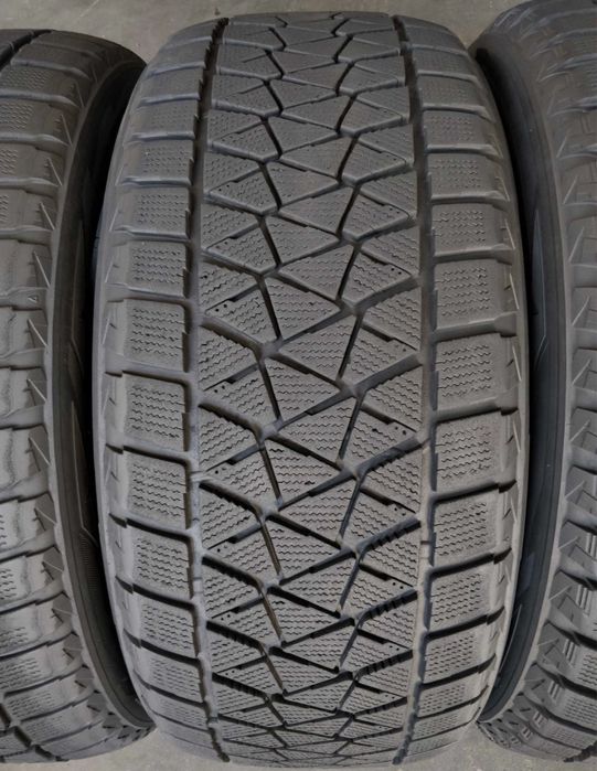 285 50 20 bridgstone blizzak dmw2 зима 4 штуки протектор 85%
