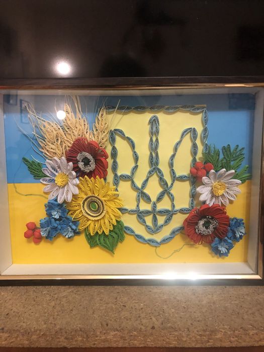 Картины из квиллинга Герб Украины