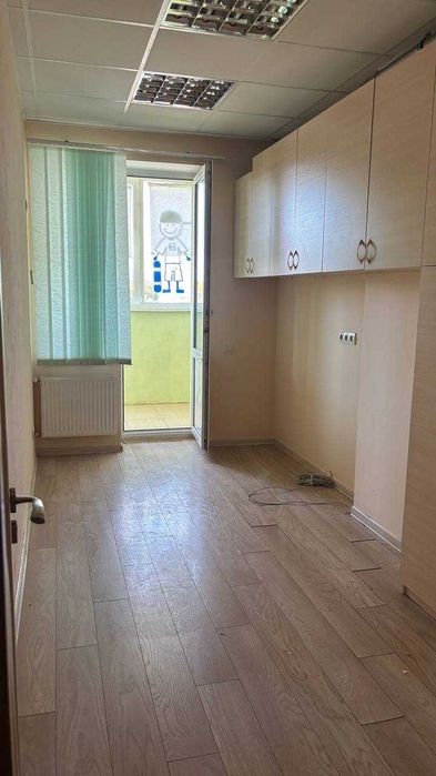 Оренда комерційного приміщення 53 м² у ЖК «Новатор», Буча