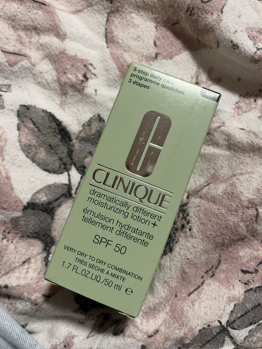 Clinique krem spf50 nowy