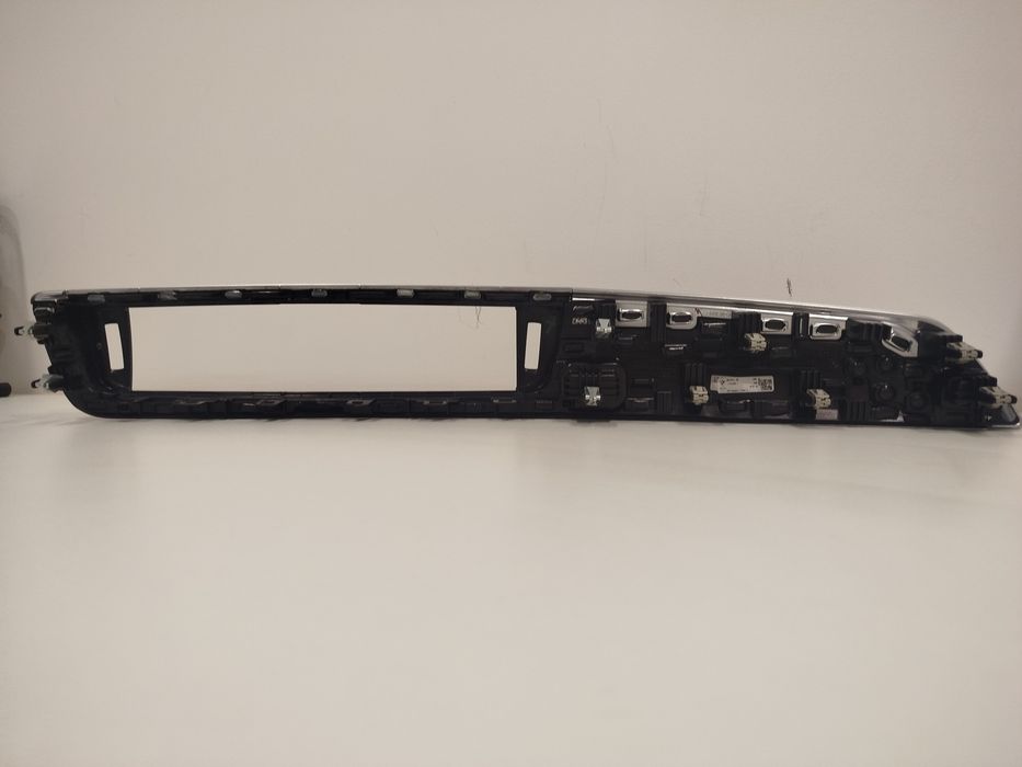 Moldura do Painel em carbono BMW M2 Competition