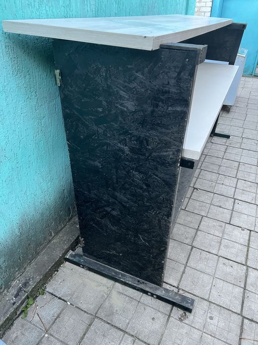 Продам большую барную стойку