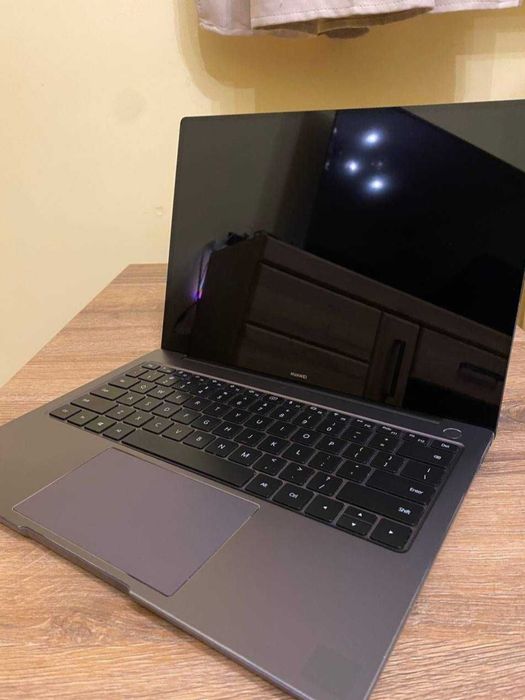 Huawei D14 / Ryzen 5 4600H  / 8/512 SSD