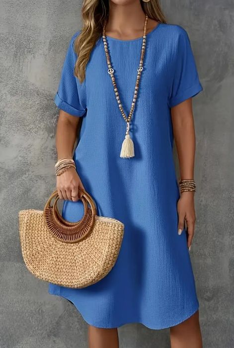 Літнє жіноче плаття, сукня