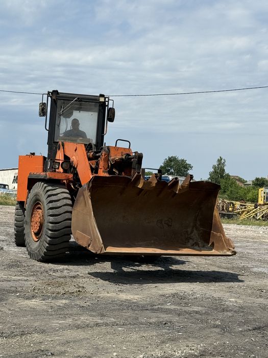 Навантажувач UNC 200