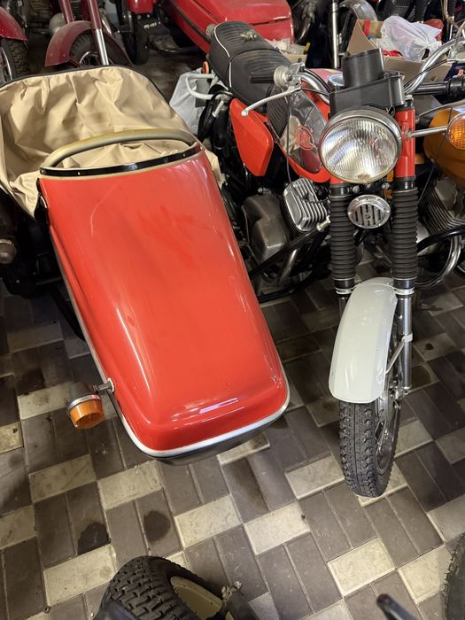 Мотоцикл ява jawa