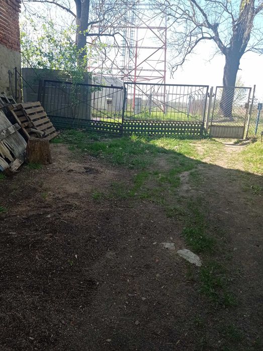 Brama wjazdowa z furtką i słupkami
