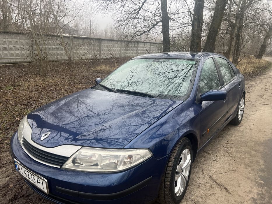 Легкові автомобілі рено лагуна