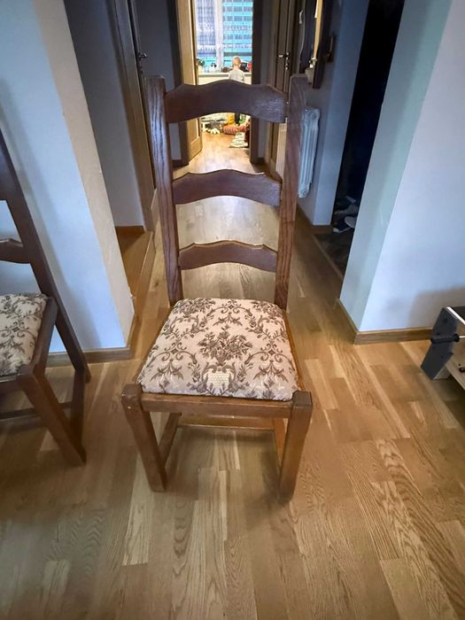 Komplet 6 dębowych krzeseł