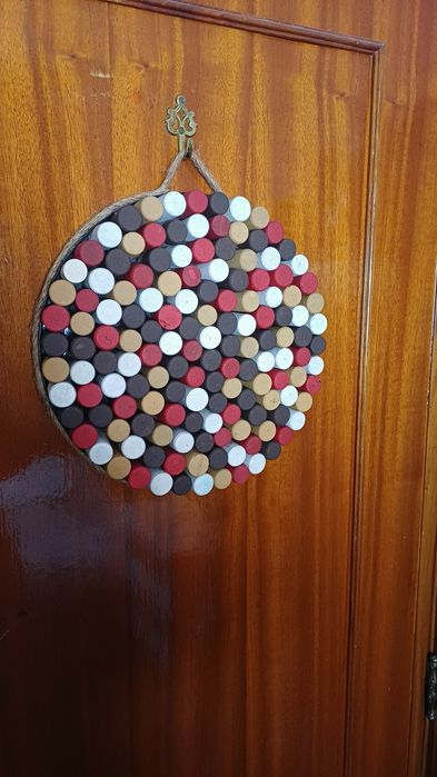 Decoração de parede _ rolhas