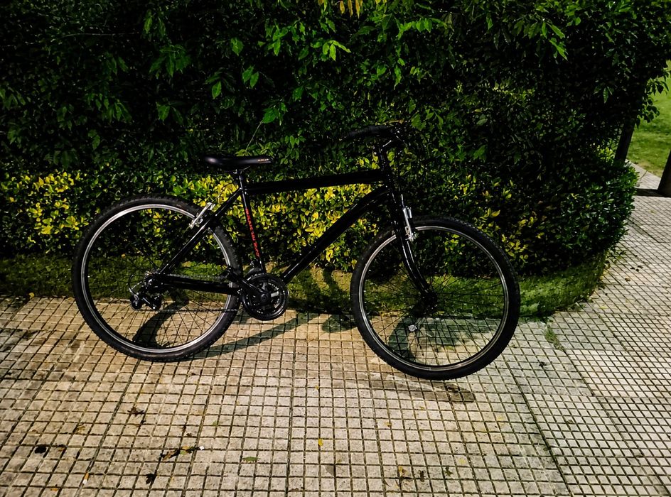 Bike praticamente sem uso
