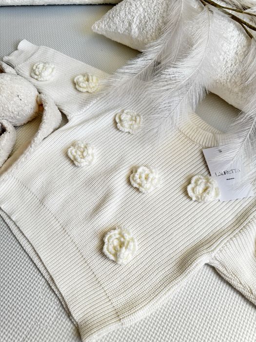 Sweterek niemowlęcy handmade kwiatuszki 74/80