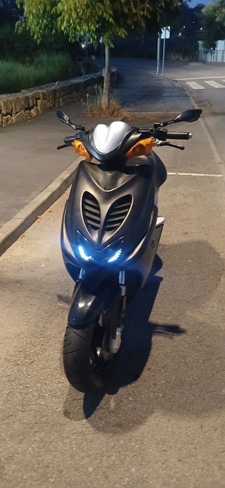 Vendo yamaha Aerox, Piaggio zip