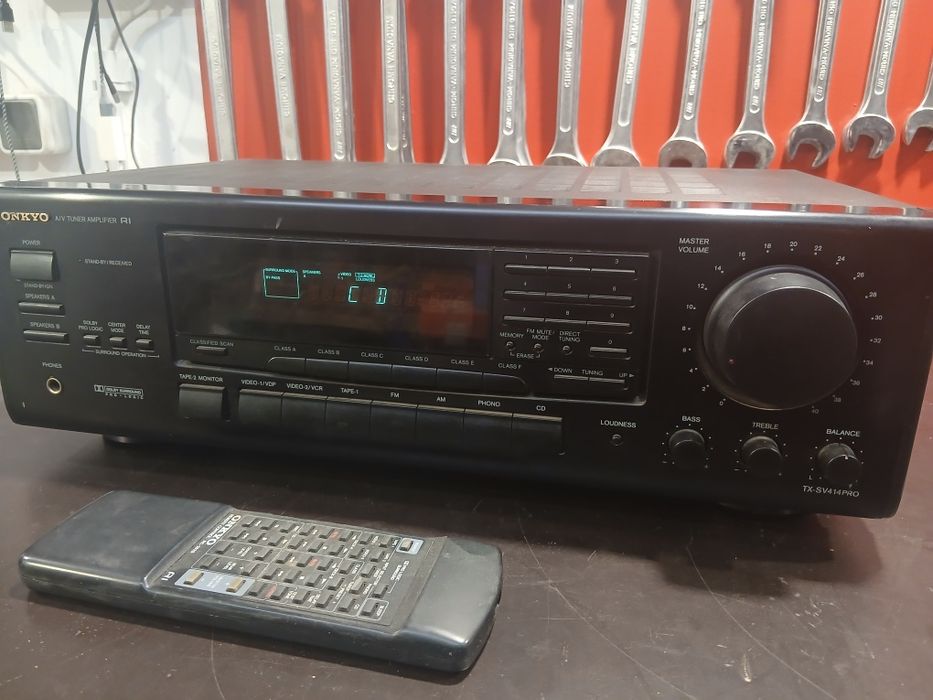 Onkyo amplituner plus antena