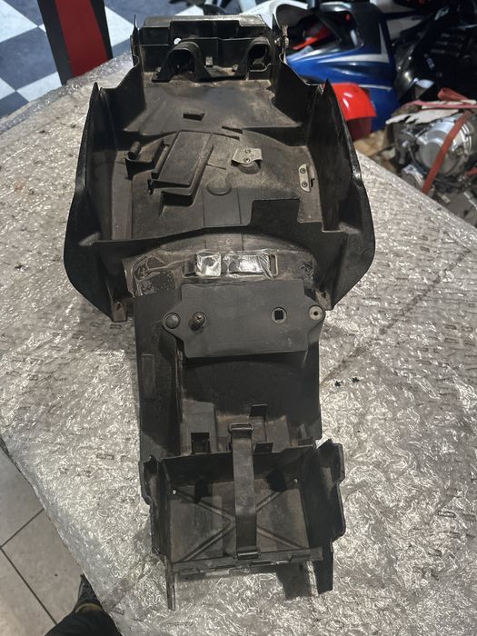 Yamaha Mocowanie Tablicy Nadkole Błotnik Chlapacz M23