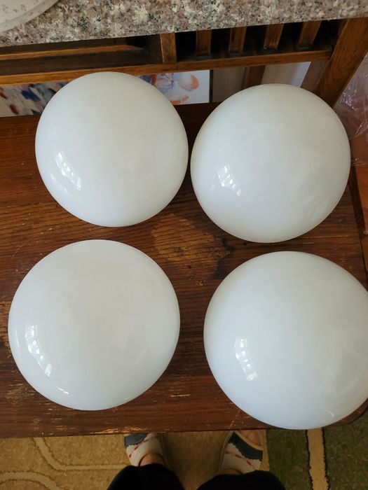 Klosze do lampy kule oraz marmurek.