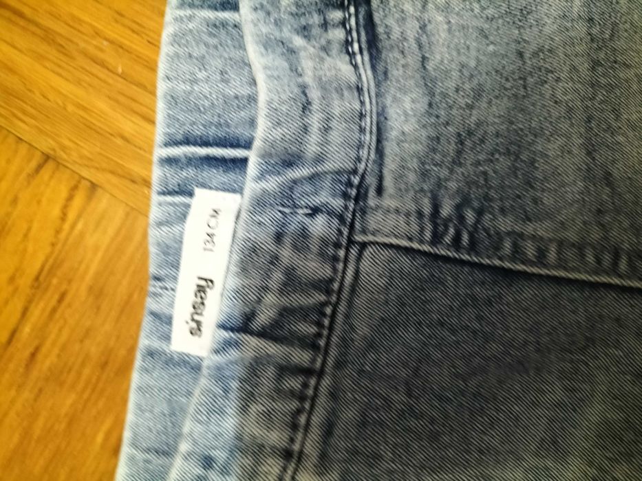 Zestaw ubrań dziewczynka 128/134