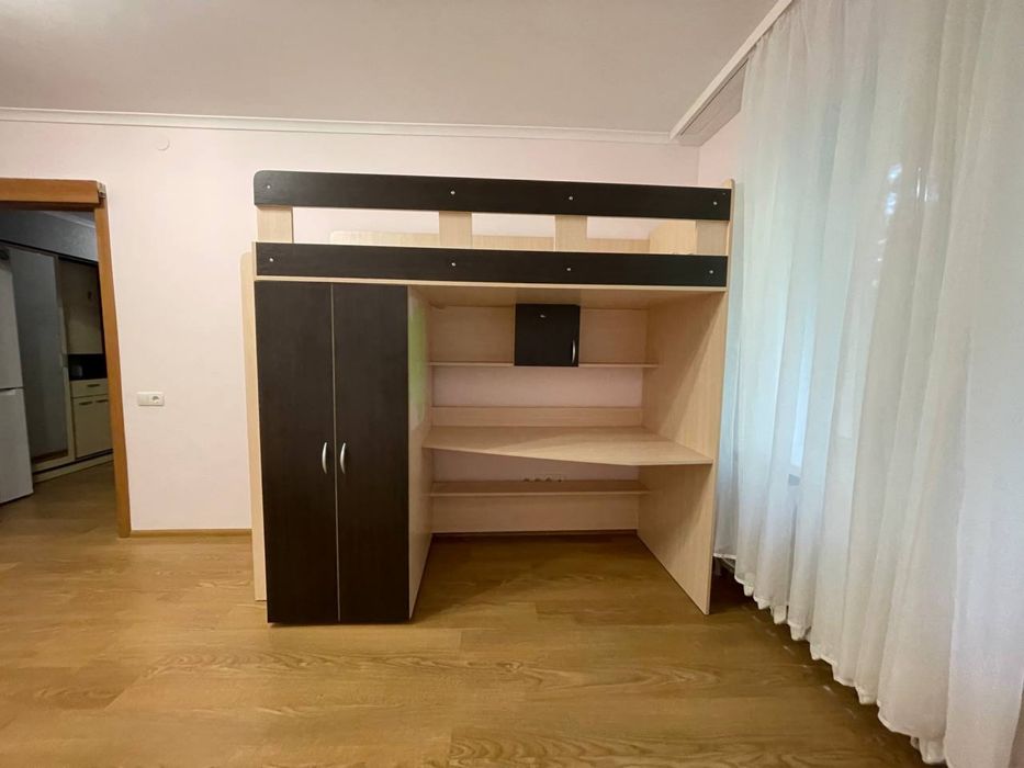 Ліжко чердак