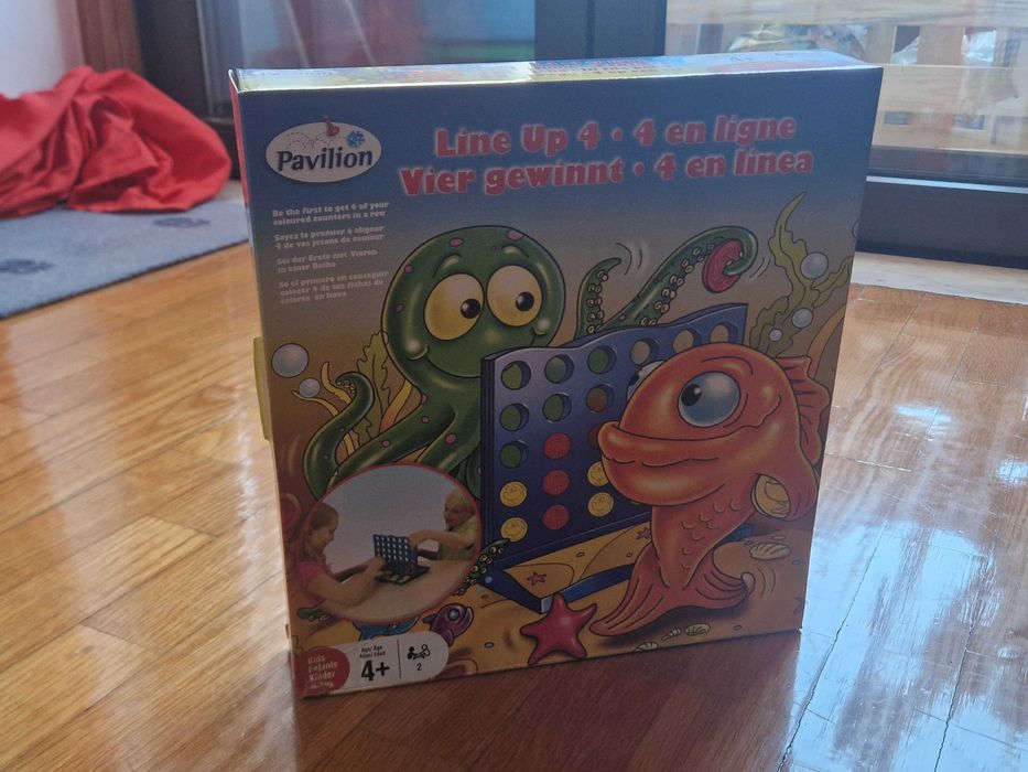 Jogo 4 em Linha como novo