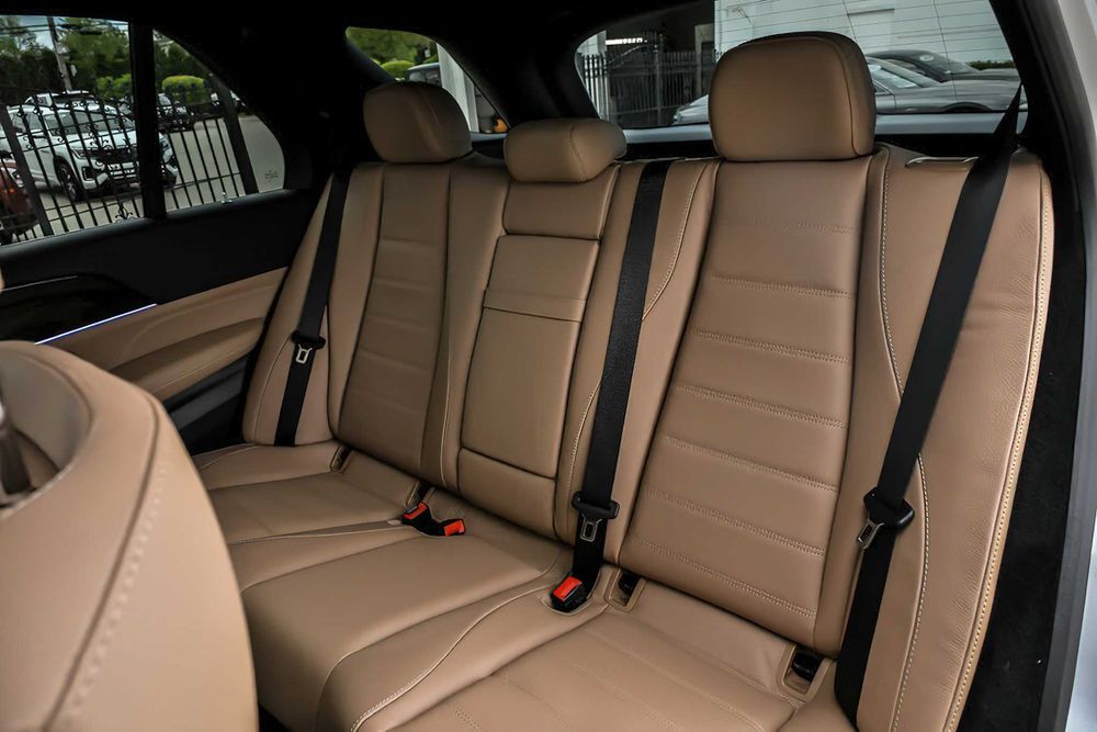 Mercedes-Benz GLE 450e 4MATIC      2025
