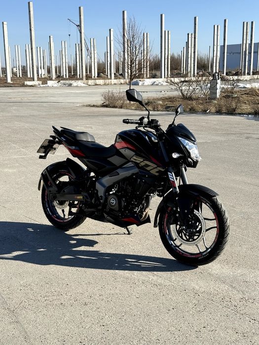 Bajaj pulsar ns200