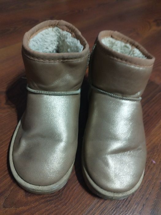 Buty zimowe dla dziewczynki rozmiar 30