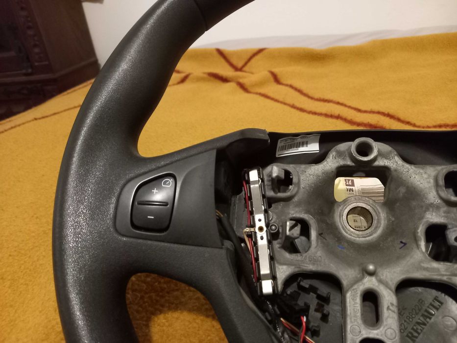 Volante Clio Captur com comandos