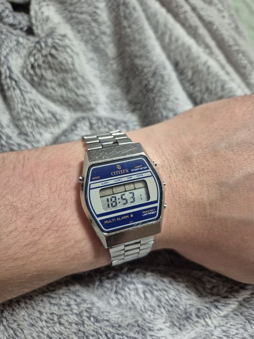 Citizen Multi-alarm Slim 41-3011 vintage retro lata 80