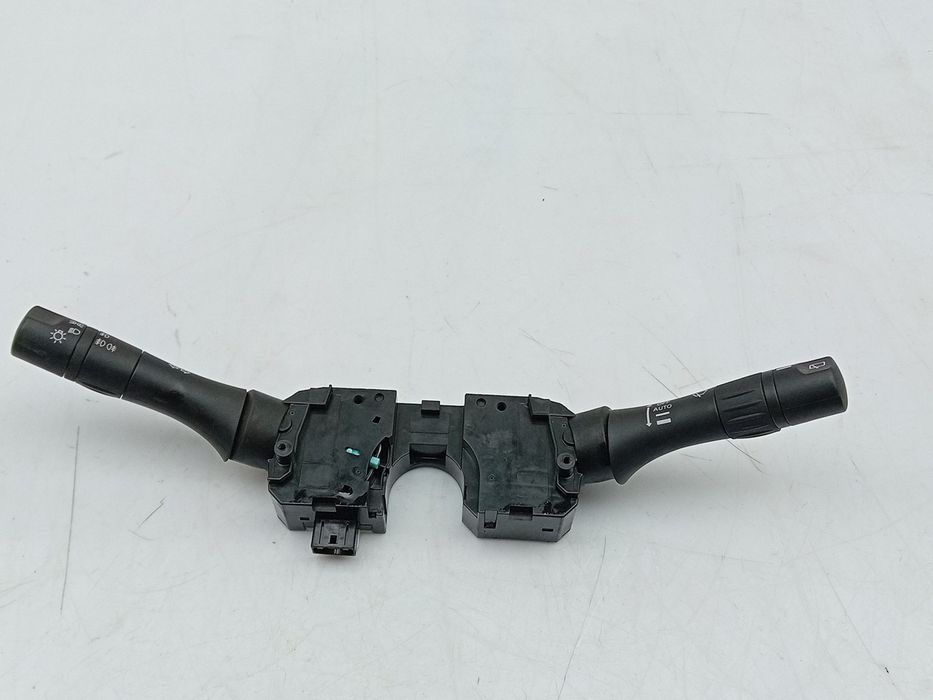 Conjunto / manetes de luzes e limpa vidros NISSAN Juke (F15)
