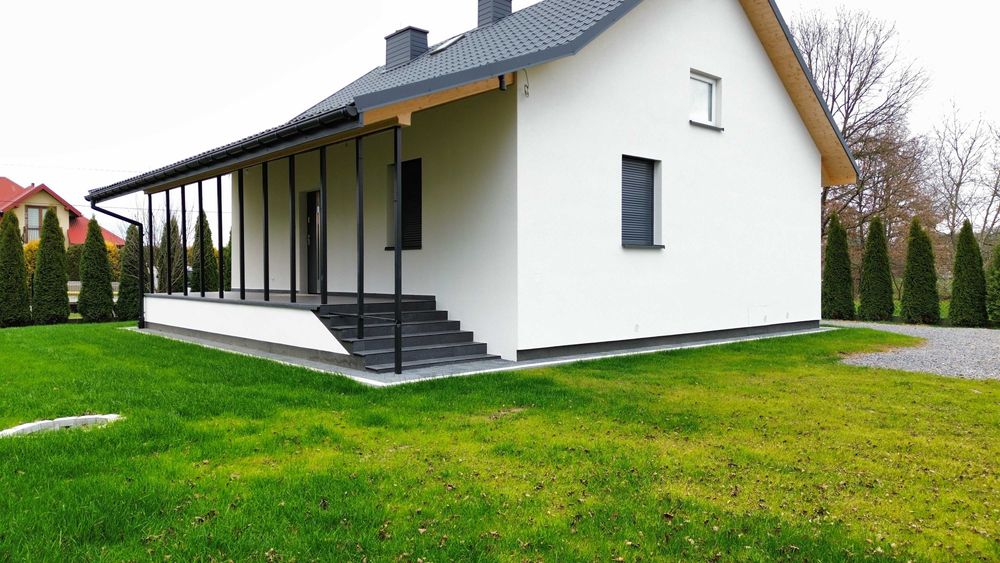 Dom wolnostojący z garażem /Ropczyce/Gotowy do zamieszkania